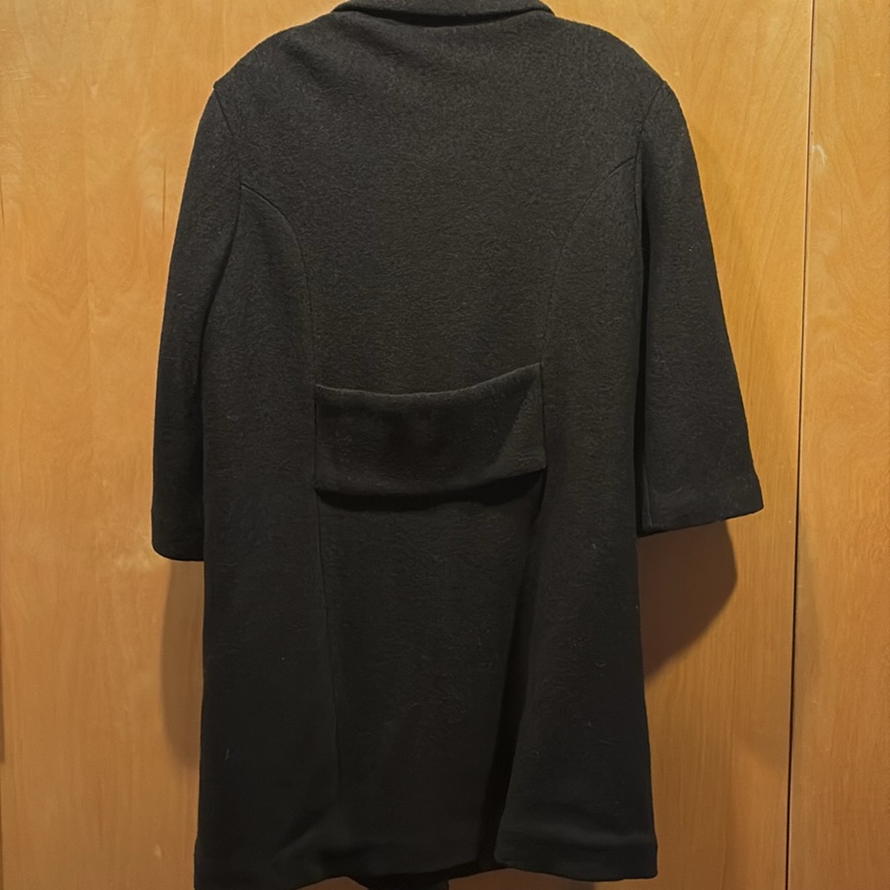 Vintage style black coat - Picture 3 of 11